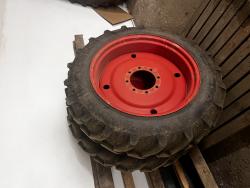 Kultivační kola Fendt 412